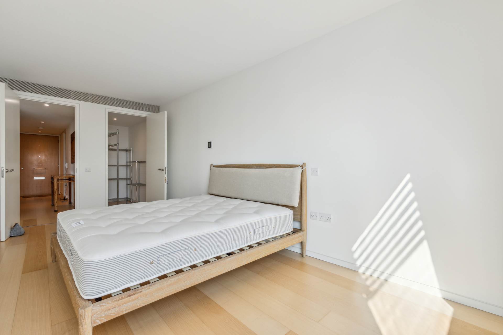 Albion Riverside, Battersea, SW11, Image 11