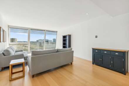 Albion Riverside, Battersea, SW11, Image 4