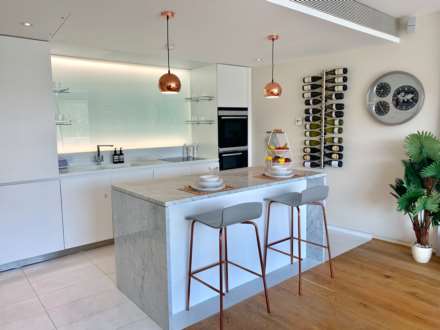 Albion Riverside, Hester Road, SW11, Image 3