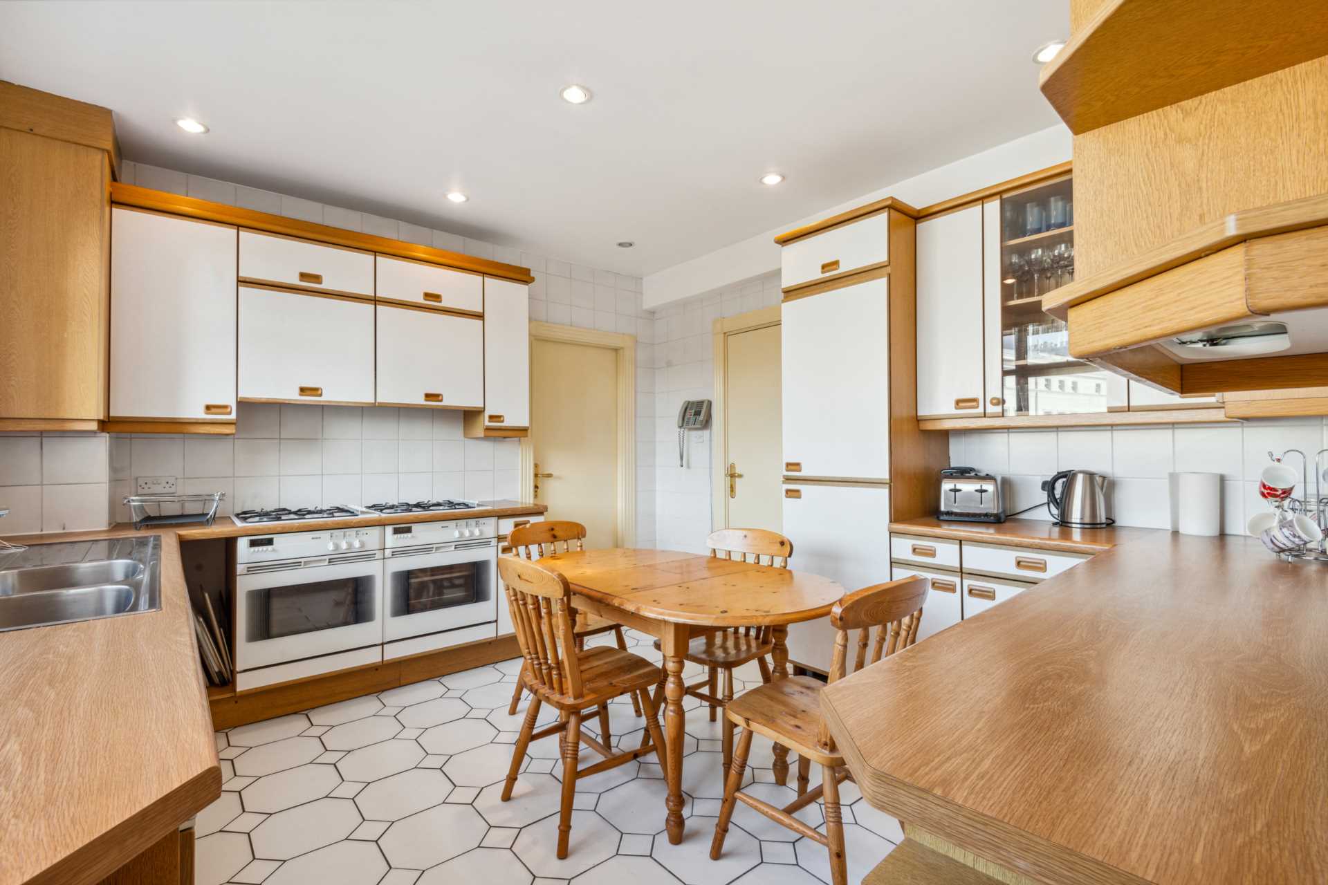 Kingston House North, Knightsbridge SW7, Image 15