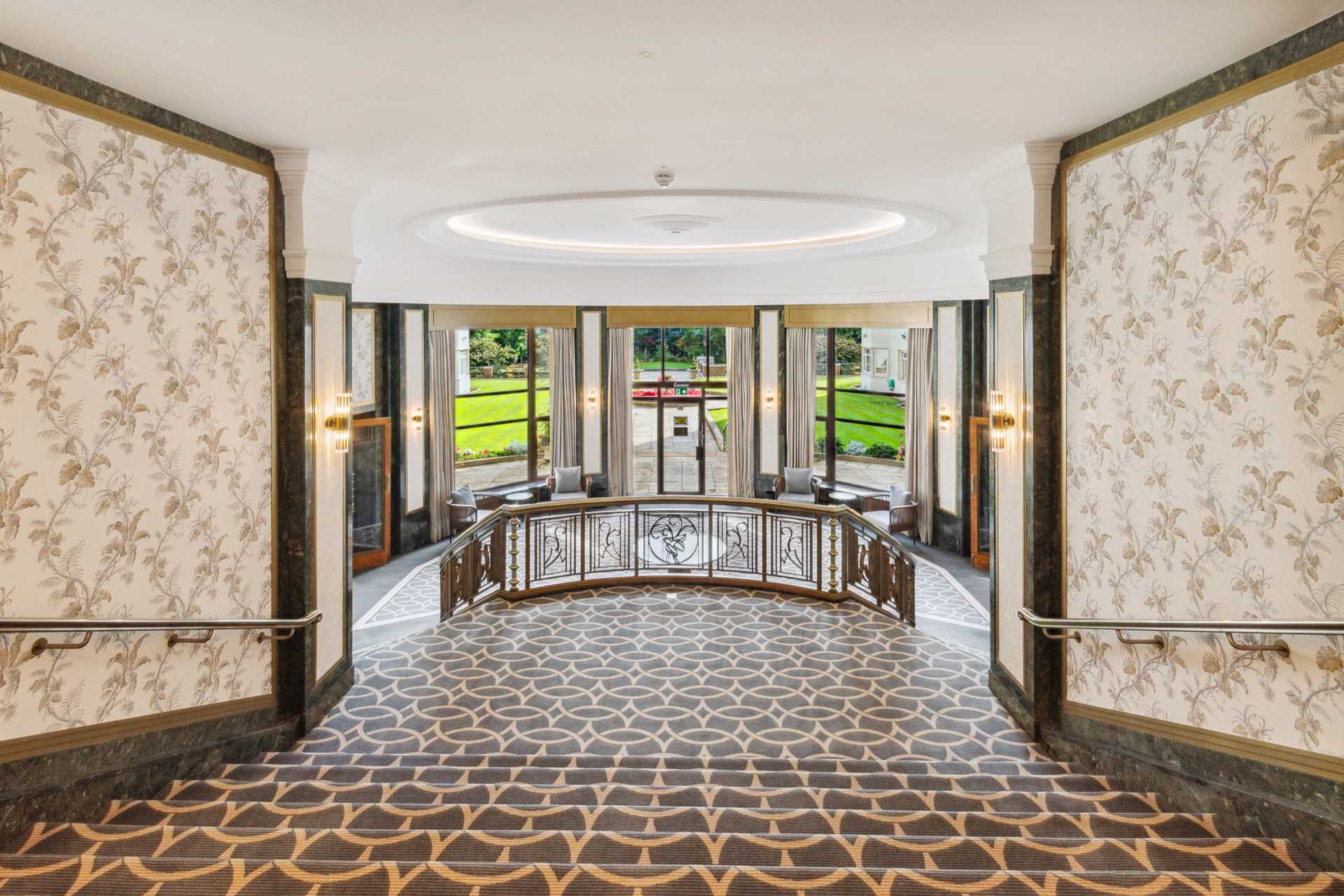 Kingston House North, Knightsbridge SW7, Image 3