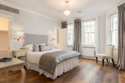 Herbert Crescent, Knightsbridge SW1, Image 6