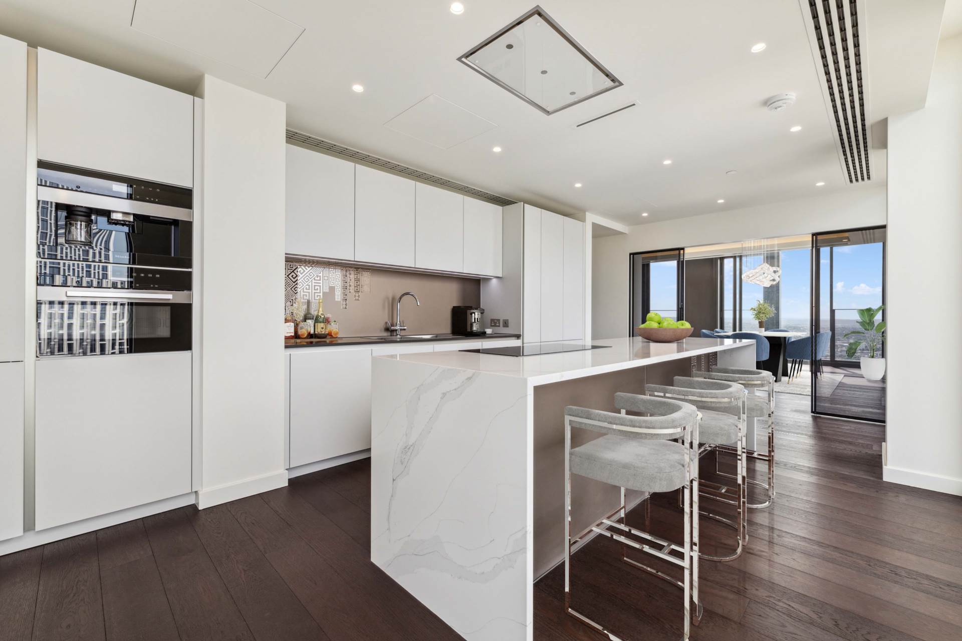 Penthouse, Damac Tower, Nine Elms SW8, Image 2