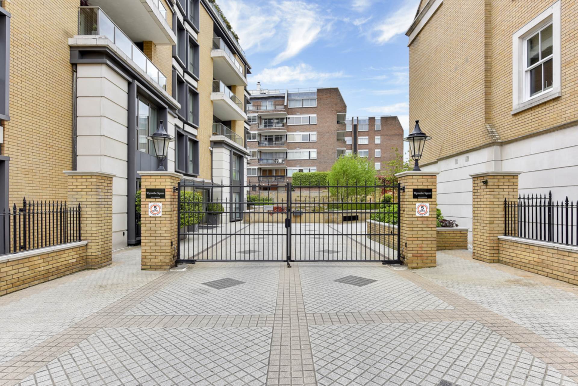 Wycombe Square, Kensington W8, Image 13