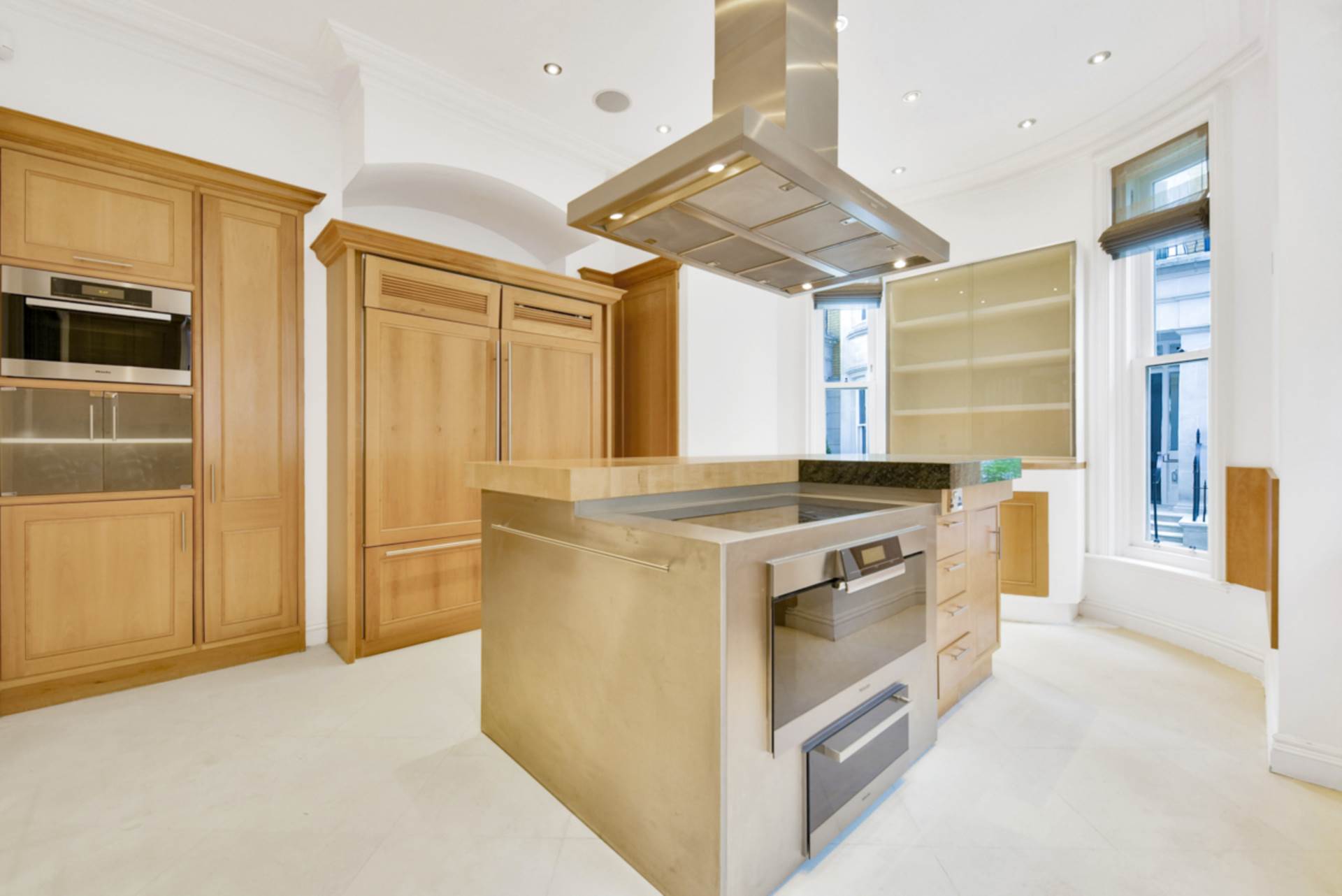 Wycombe Square, Kensington W8, Image 7
