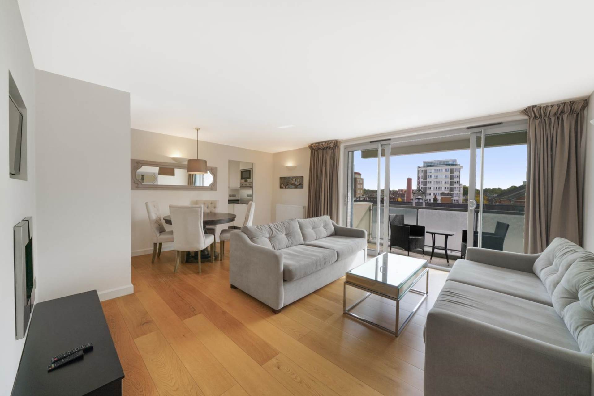 Daska House, Kings Road, Chelsea SW3, Image 1
