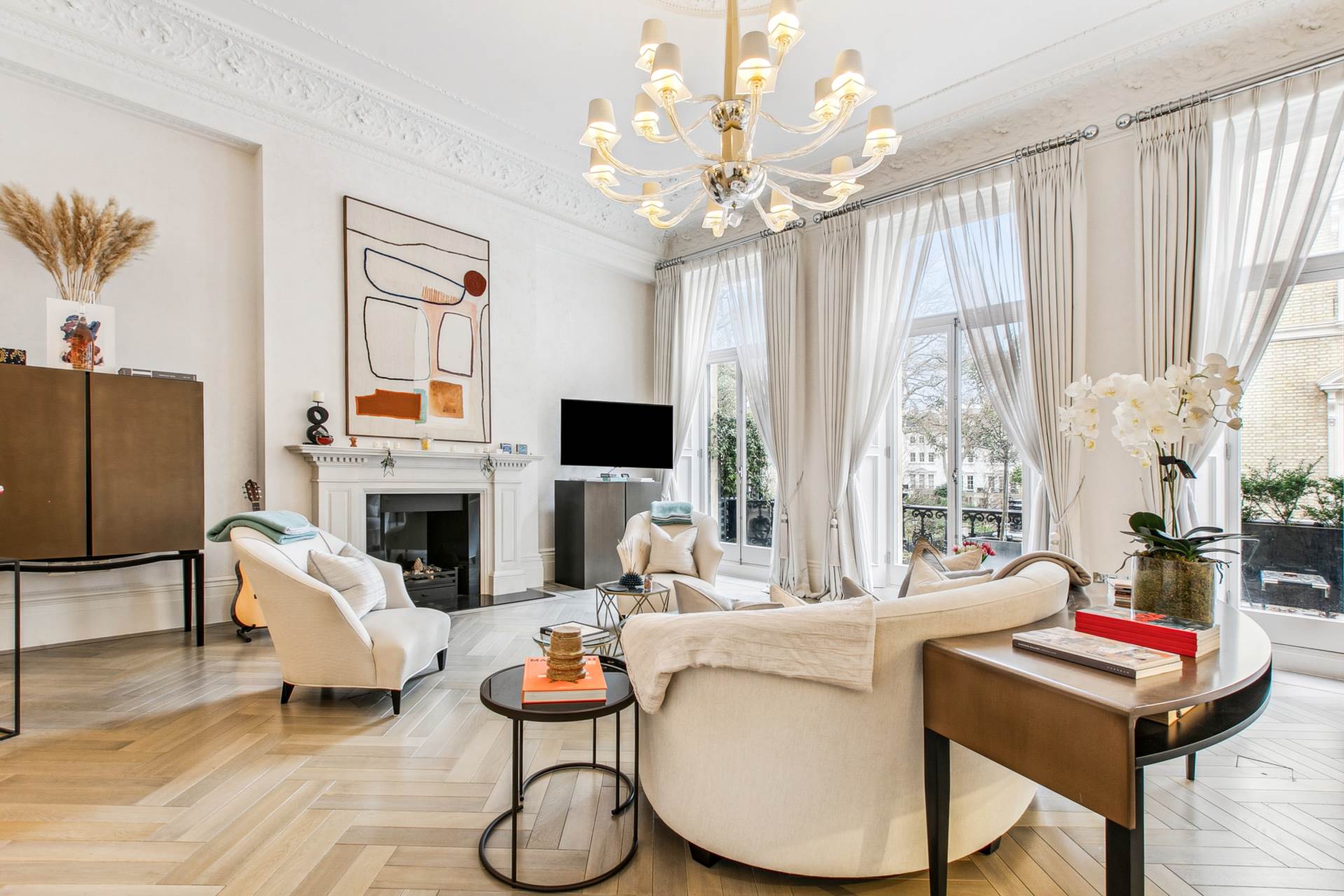 Ennismore Gardens, Knightsbridge SW7, Image 2