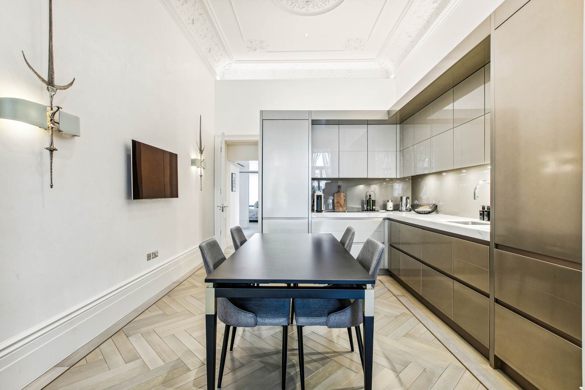 Ennismore Gardens, Knightsbridge SW7, Image 8