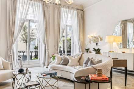 Ennismore Gardens, Knightsbridge SW7, Image 3