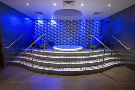 Cubitt Building, Grosvenor Waterside SW1, Image 8