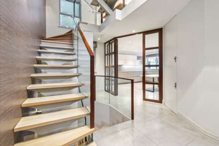 Princes Gate Mews, Knightsbridge SW7, Image 12