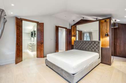 Princes Gate Mews, Knightsbridge SW7, Image 3