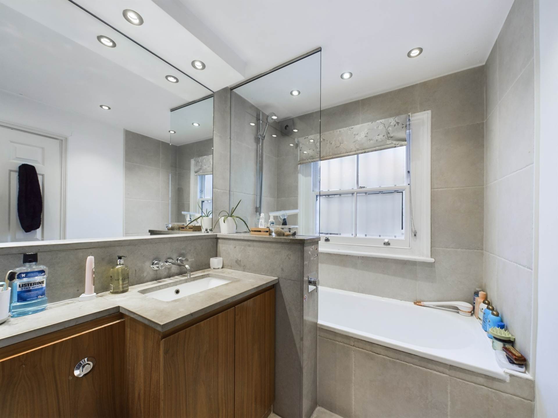 Kensington Court Place, Kensington W8, Image 18