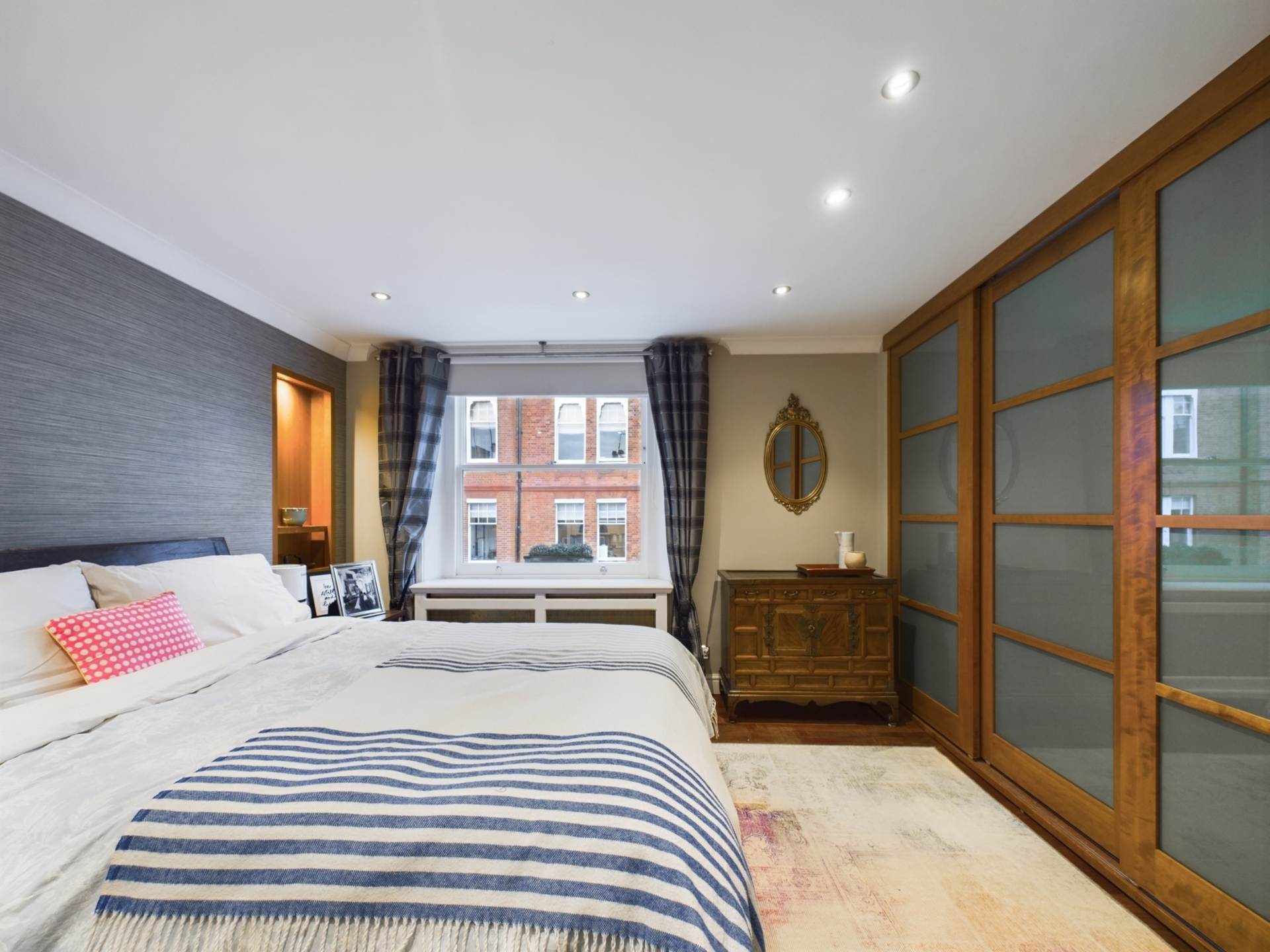 Kensington Court Place, Kensington W8, Image 22