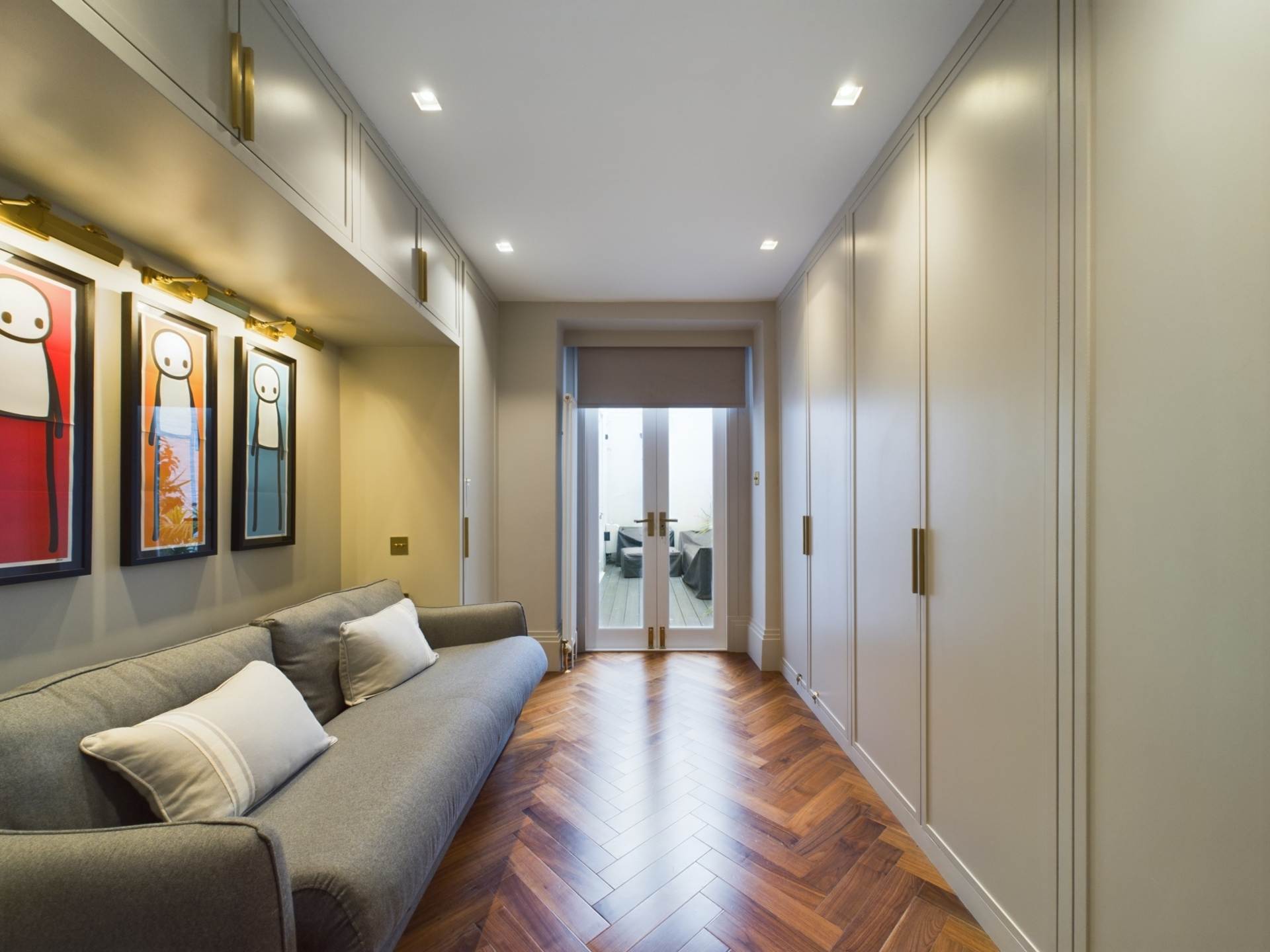 Palace Gardens Terrace, Kensington W8, Image 12