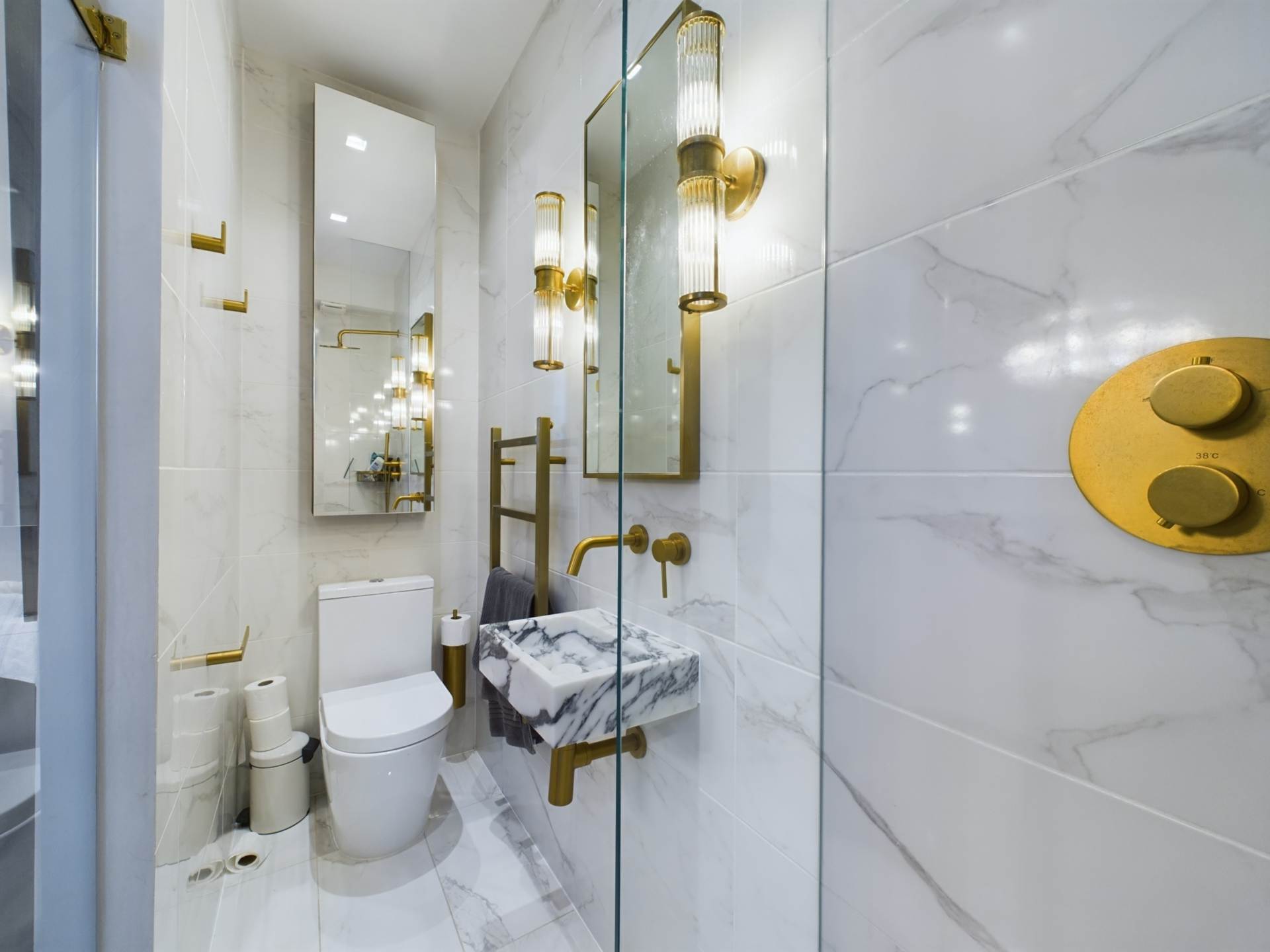 Palace Gardens Terrace, Kensington W8, Image 13