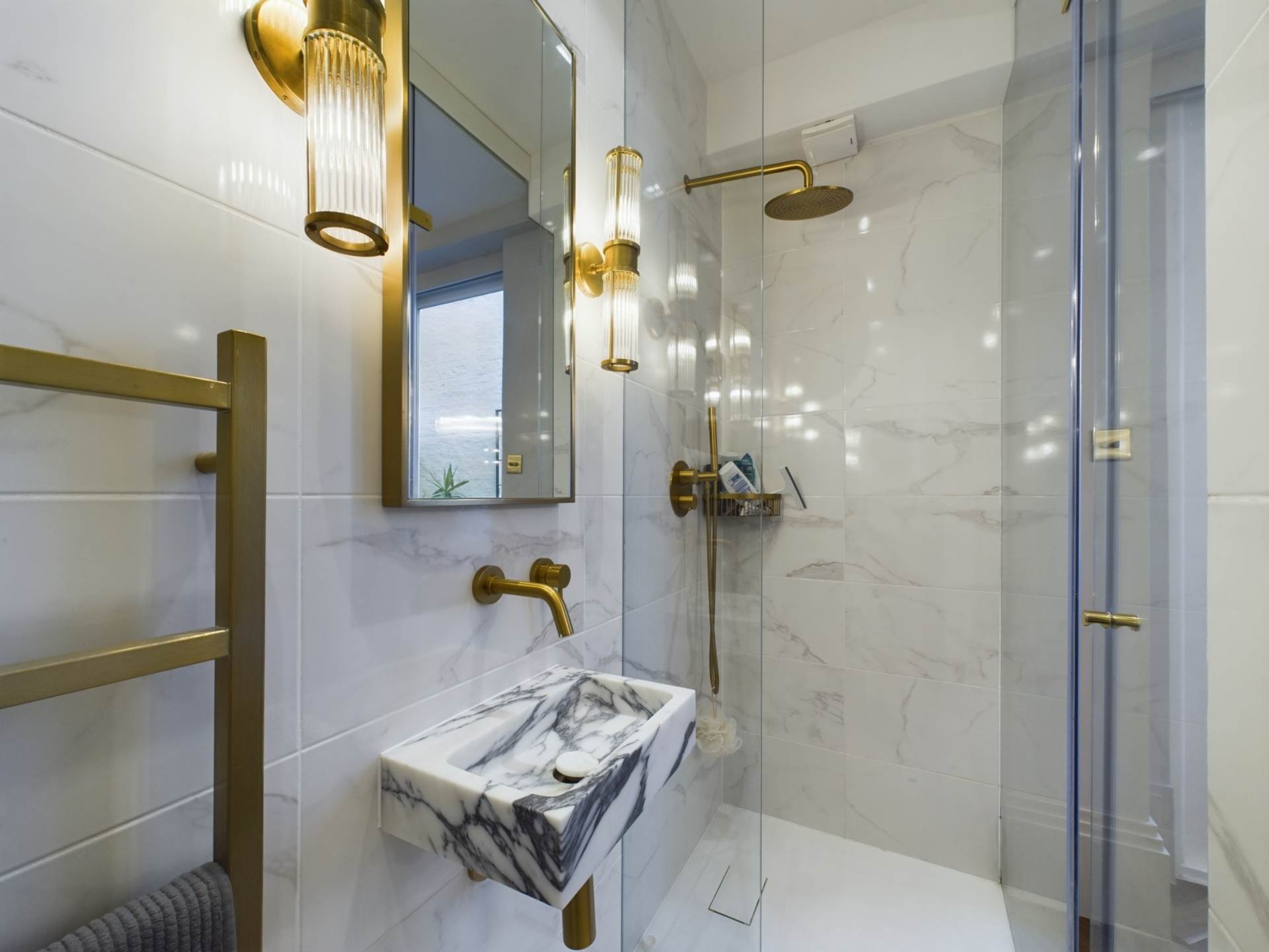 Palace Gardens Terrace, Kensington W8, Image 14