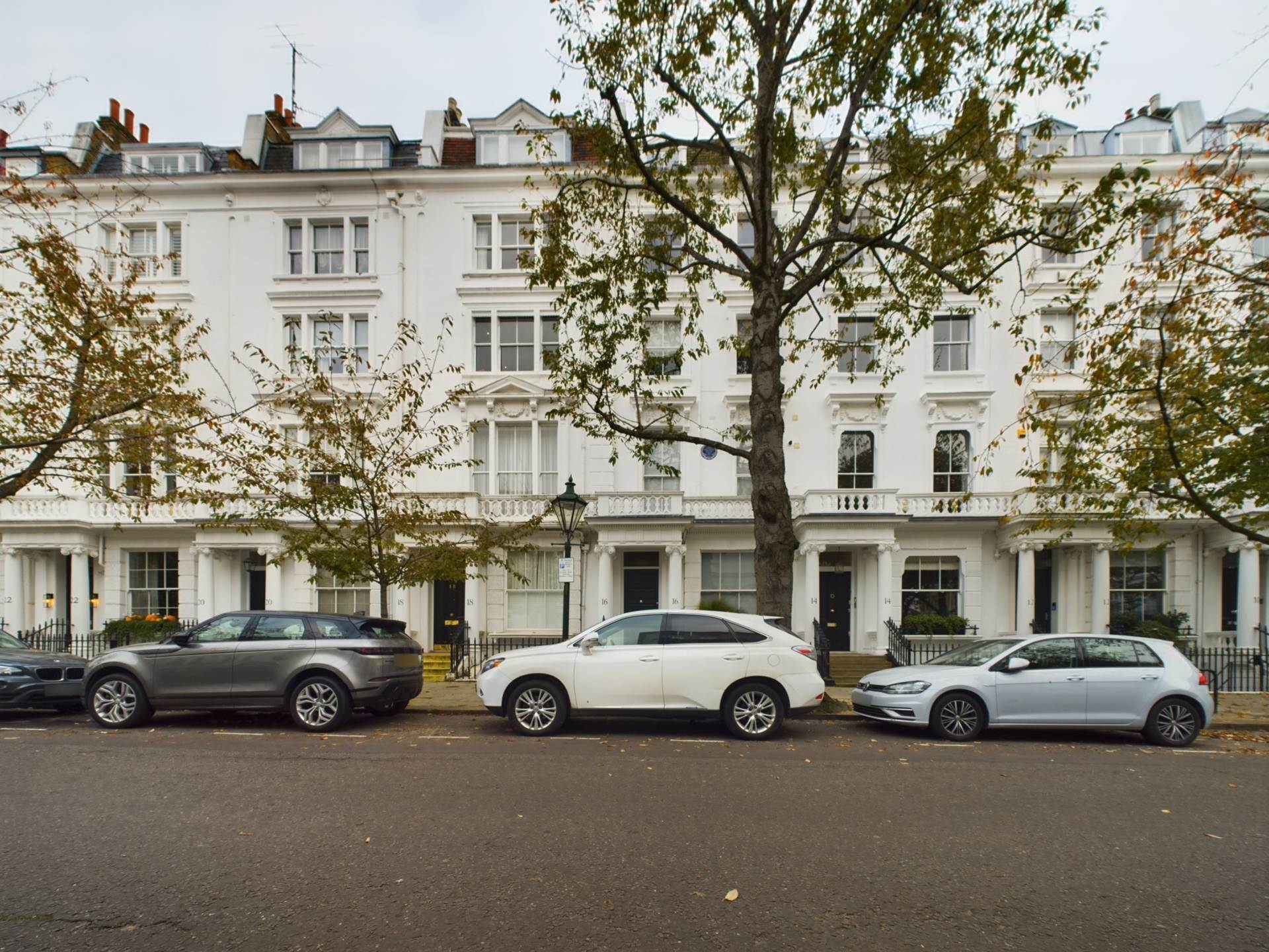 Palace Gardens Terrace, Kensington W8, Image 25