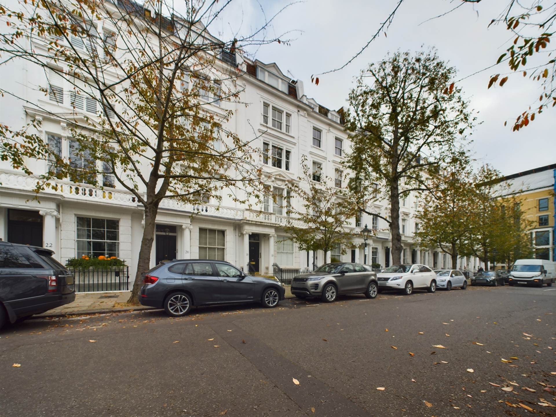 Palace Gardens Terrace, Kensington W8, Image 26
