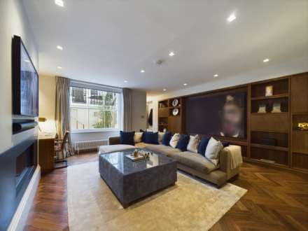 2 Bedroom Apartment, Palace Gardens Terrace, Kensington W8