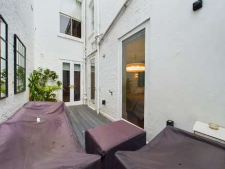 Palace Gardens Terrace, Kensington W8, Image 20