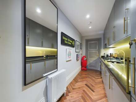 Palace Gardens Terrace, Kensington W8, Image 22