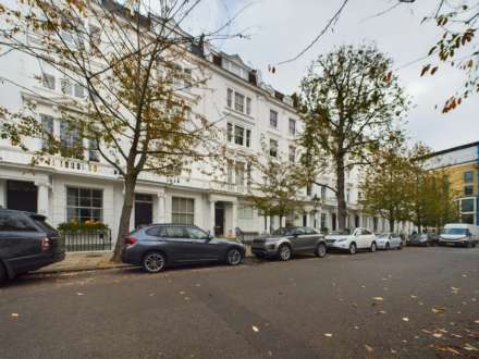 Palace Gardens Terrace, Kensington W8, Image 26