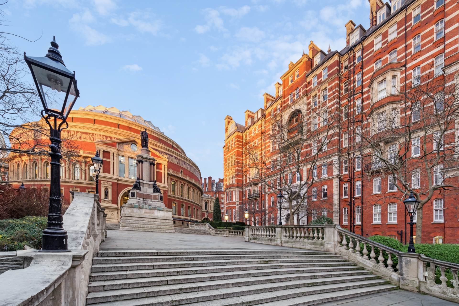 Albert Court, Prince Consort Road SW7, Image 2