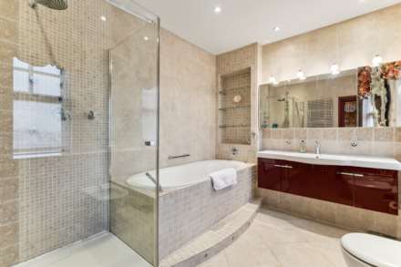Albert Court, Prince Consort Road SW7, Image 11