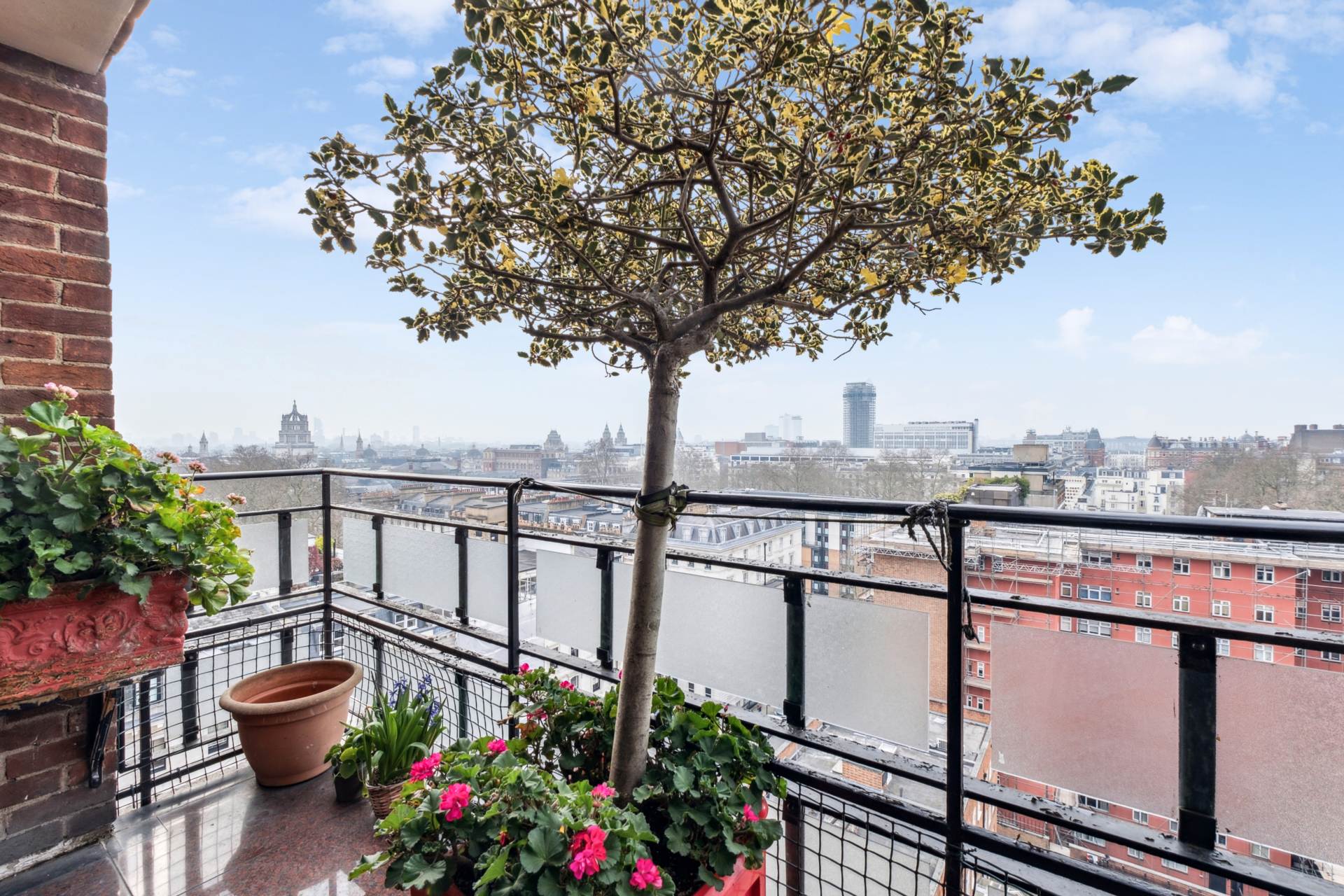 Penthouse, Kingston House South, Knightsbridge SW7, Image 11