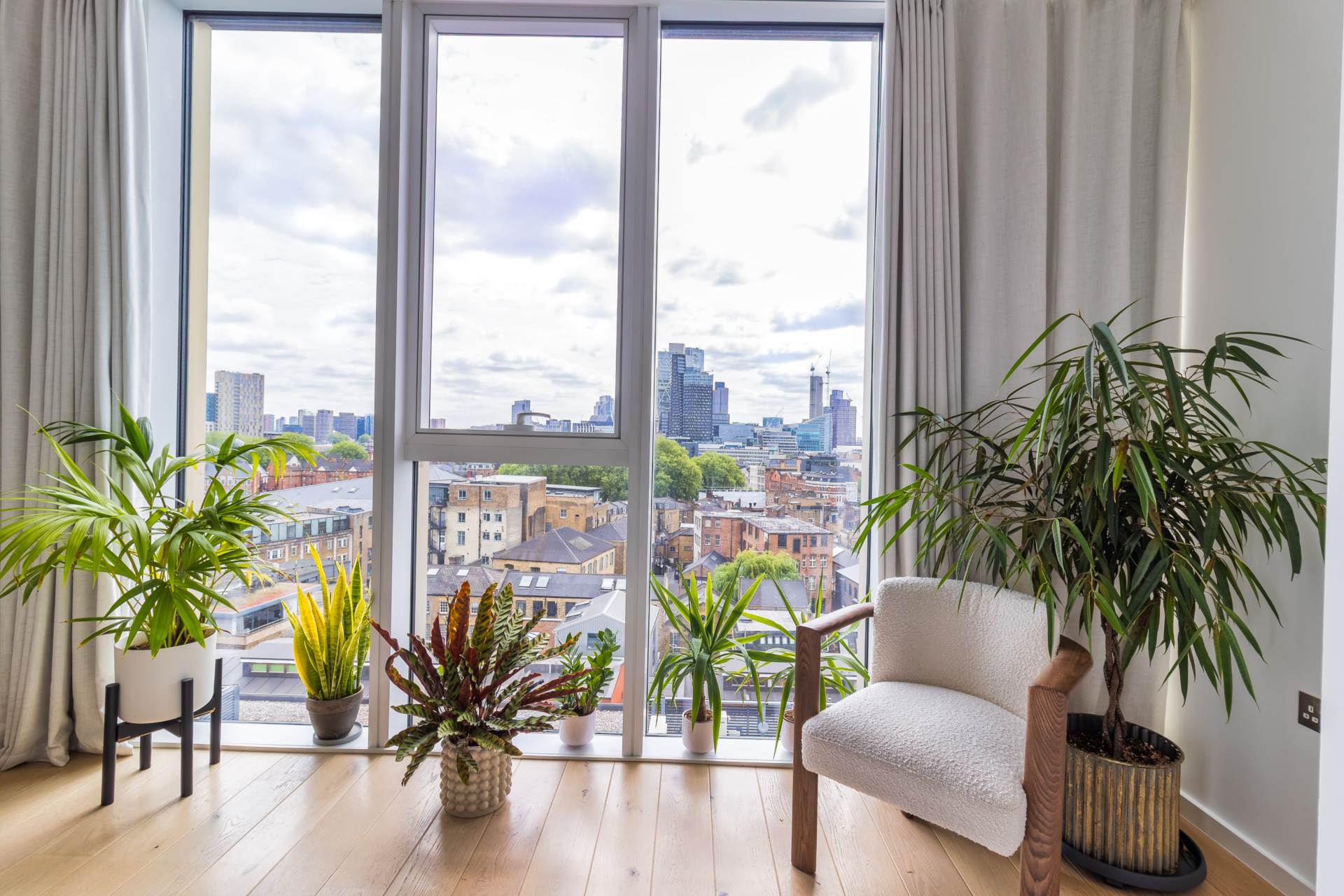 Penthouse, Waterson Building, Shoreditch E2, Image 14