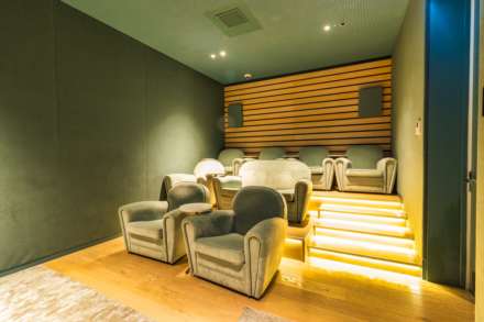 Penthouse, Waterson Building, Shoreditch E2, Image 19