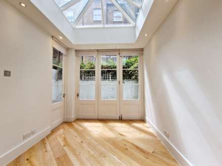 Ralston Street, Chelsea SW3, Image 9
