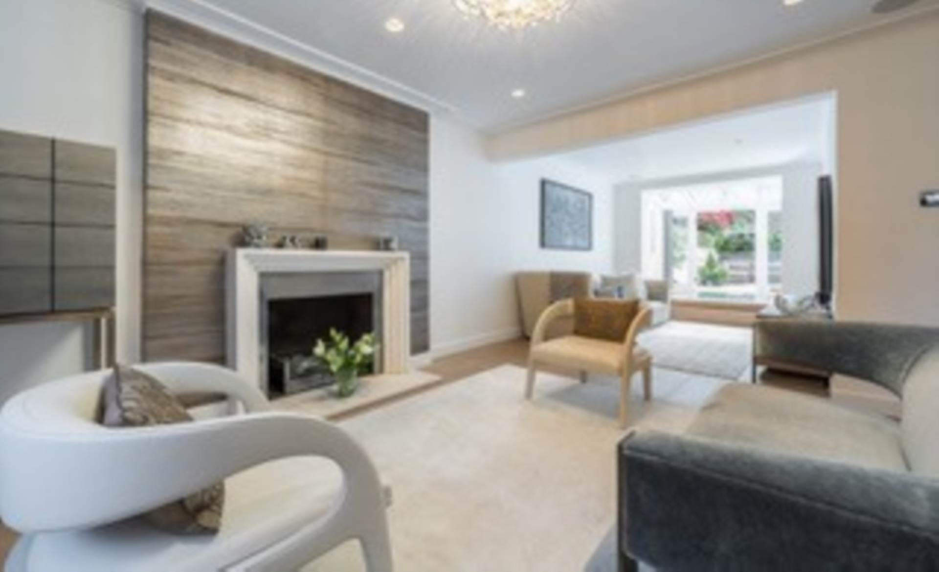 Trevor Square, Knightsbridge SW7, Image 1