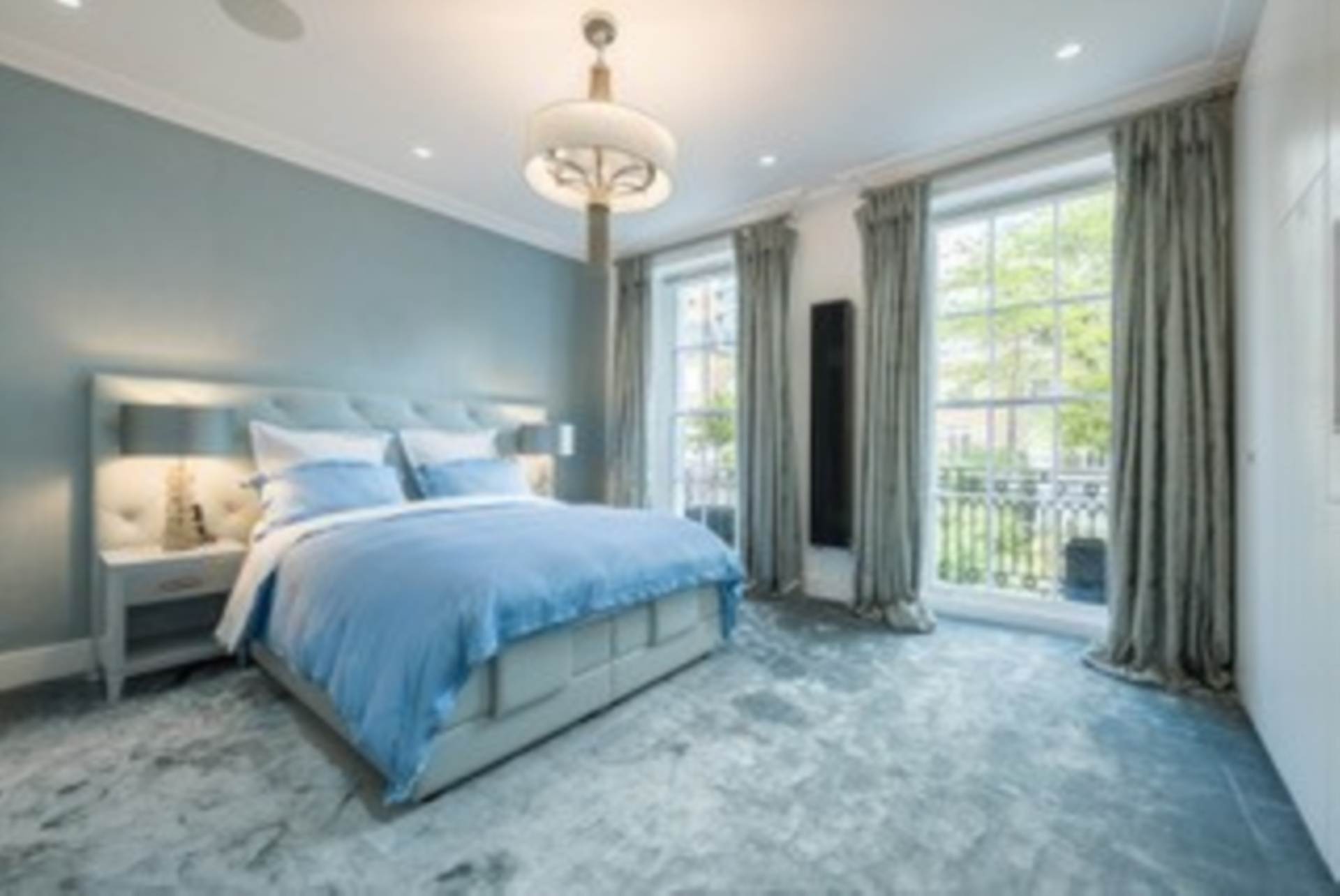 Trevor Square, Knightsbridge SW7, Image 5