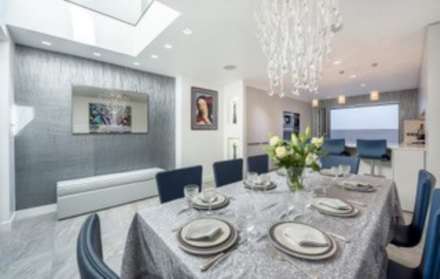 Trevor Square, Knightsbridge SW7, Image 2