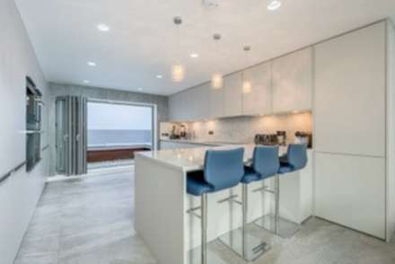 Trevor Square, Knightsbridge SW7, Image 4