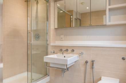Moncorvo Close, Knightsbridge SW7, Image 12