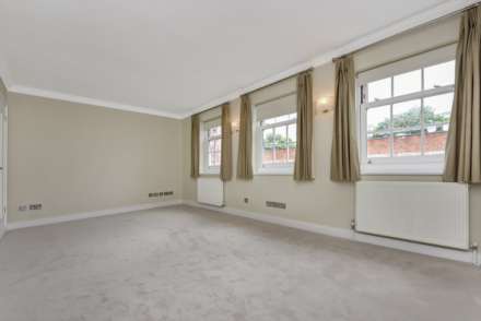 Moncorvo Close, Knightsbridge SW7, Image 7