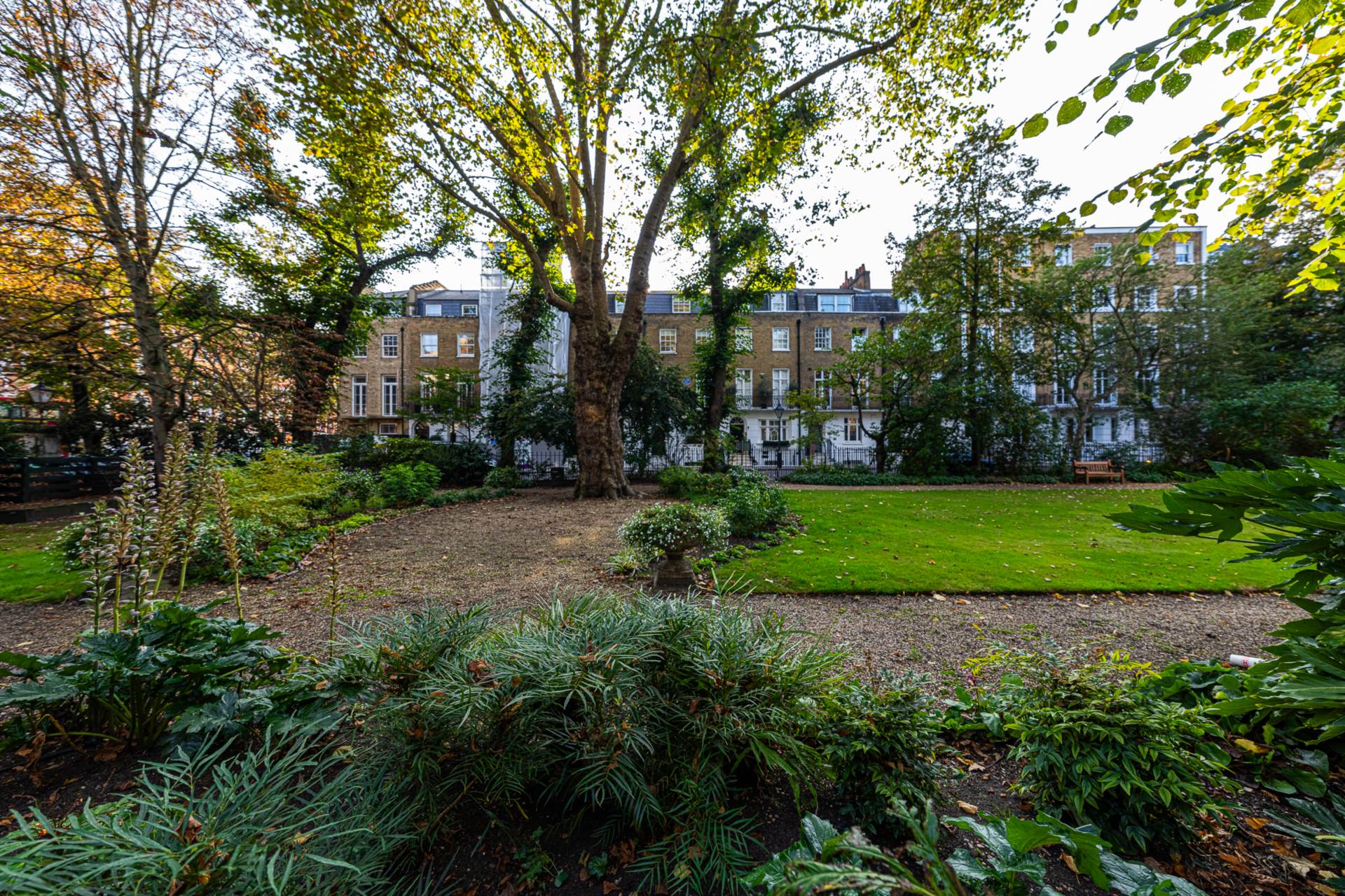 Brompton Square, Knightsbridge SW3, Image 9