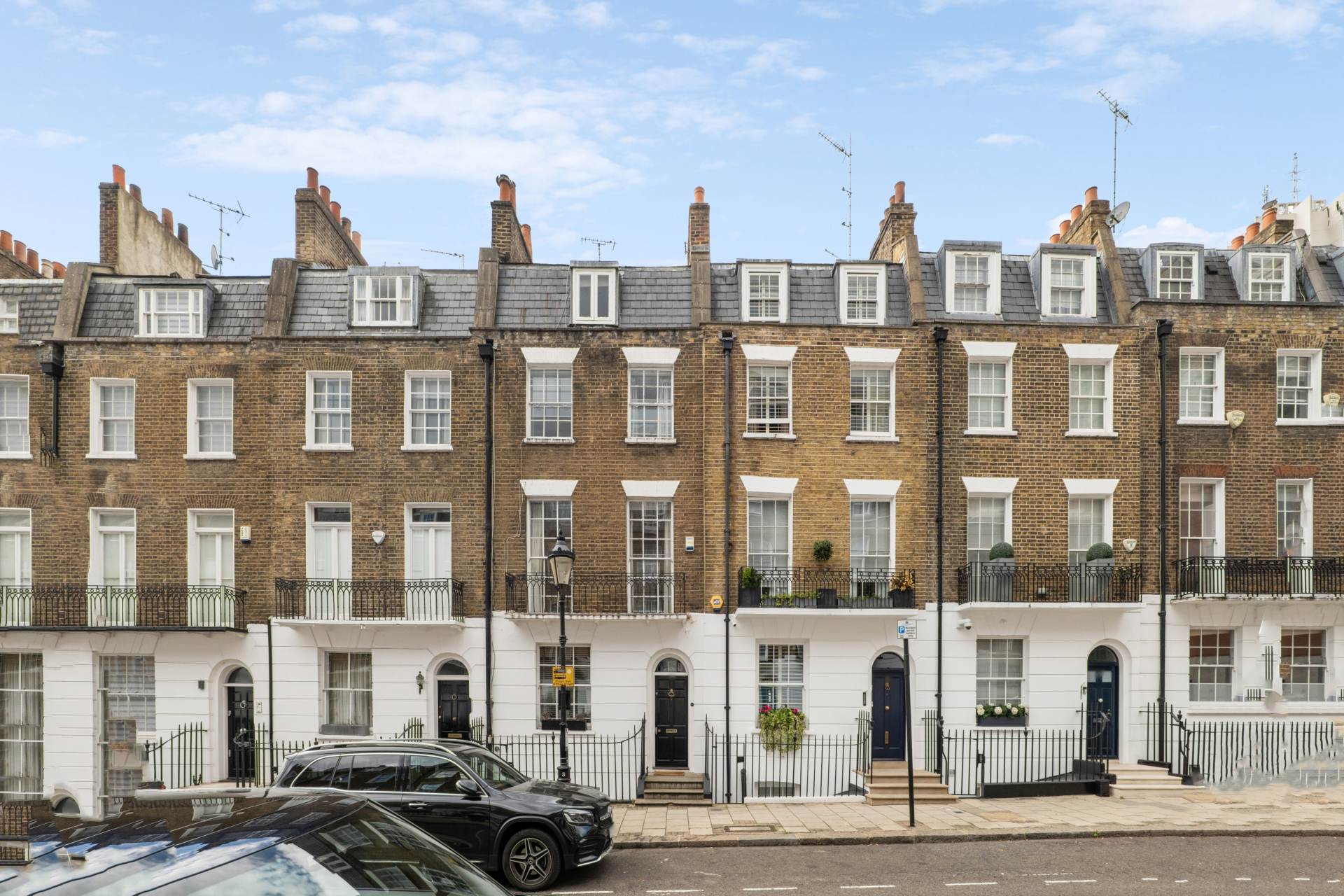 Trevor Street, Knightsbridge SW7, Image 1