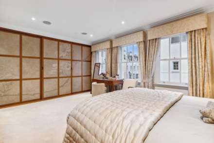Montpelier Walk, Knightsbridge SW7, Image 7
