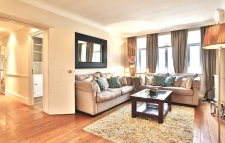 Leonard Court, Edwardes Square, Kensington W8, Image 1