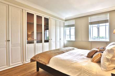 Leonard Court, Edwardes Square, Kensington W8, Image 5