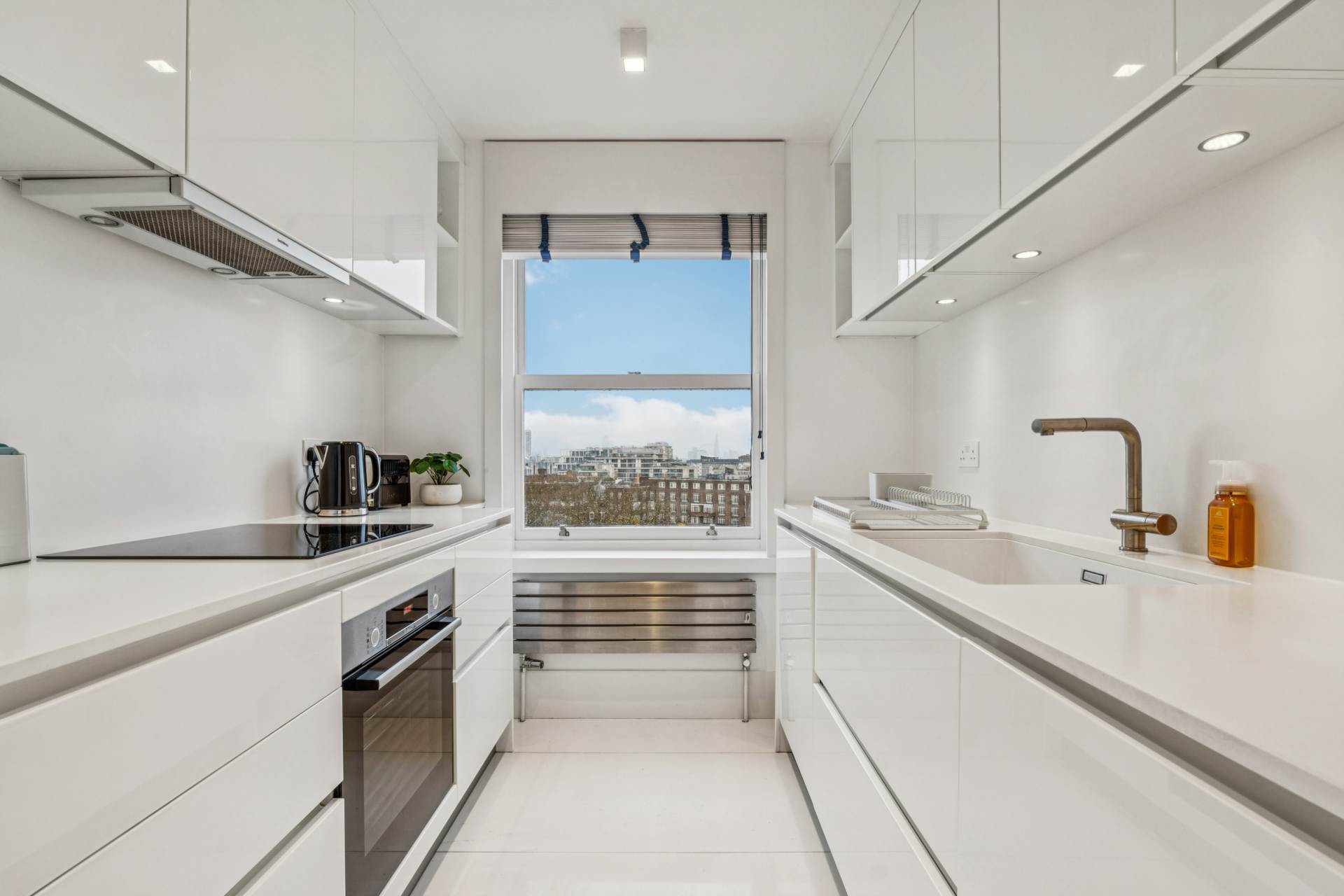 Penthouse, Kingston House South, Ennismore Gardens SW7, Image 11