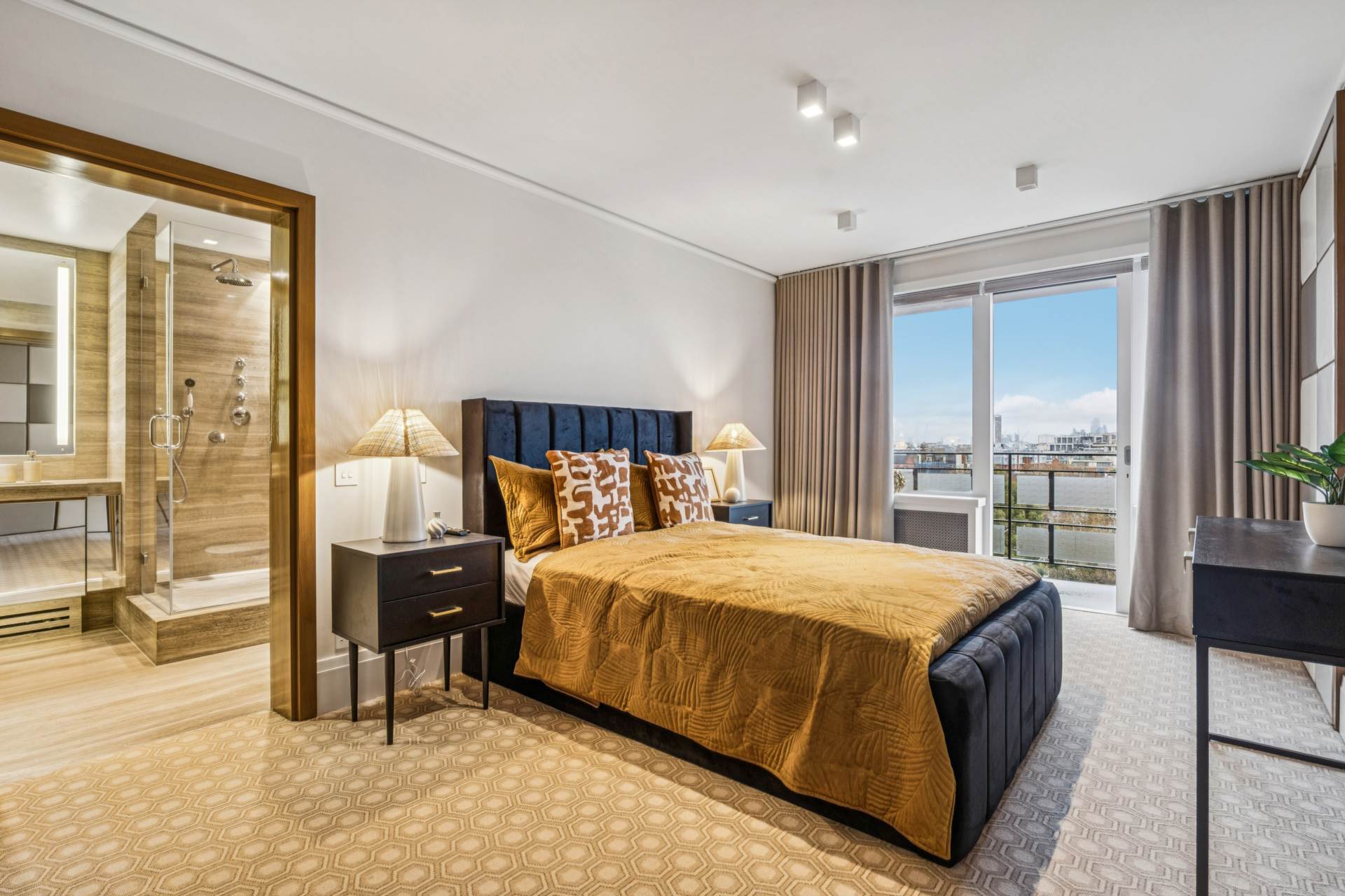 Penthouse, Kingston House South, Ennismore Gardens SW7, Image 5