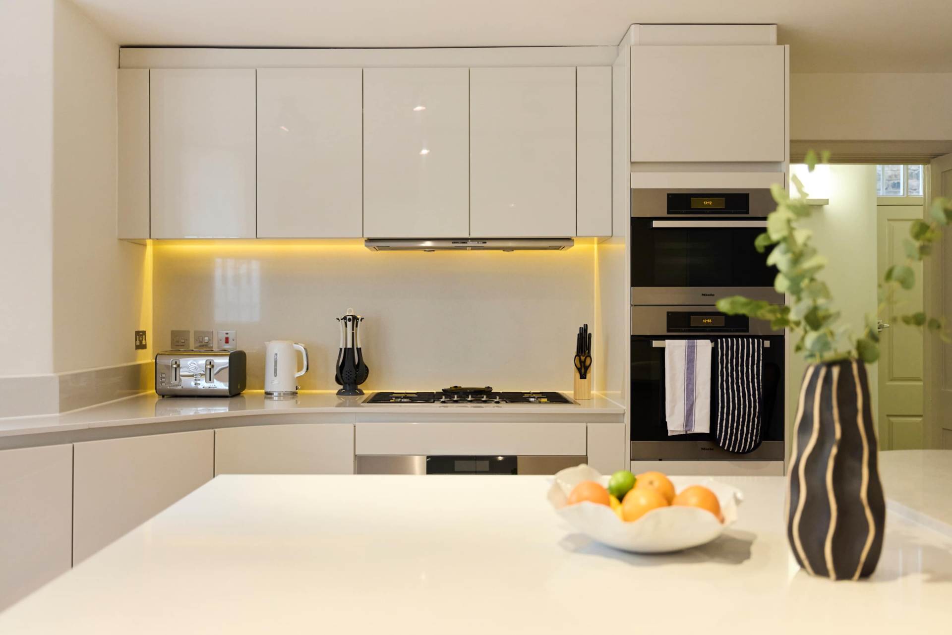 Stafford Terrace, Kensington W8, Image 12