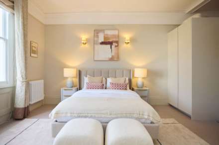 Stafford Terrace, Kensington W8, Image 13