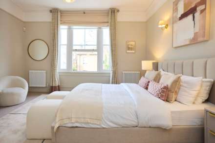 Stafford Terrace, Kensington W8, Image 15