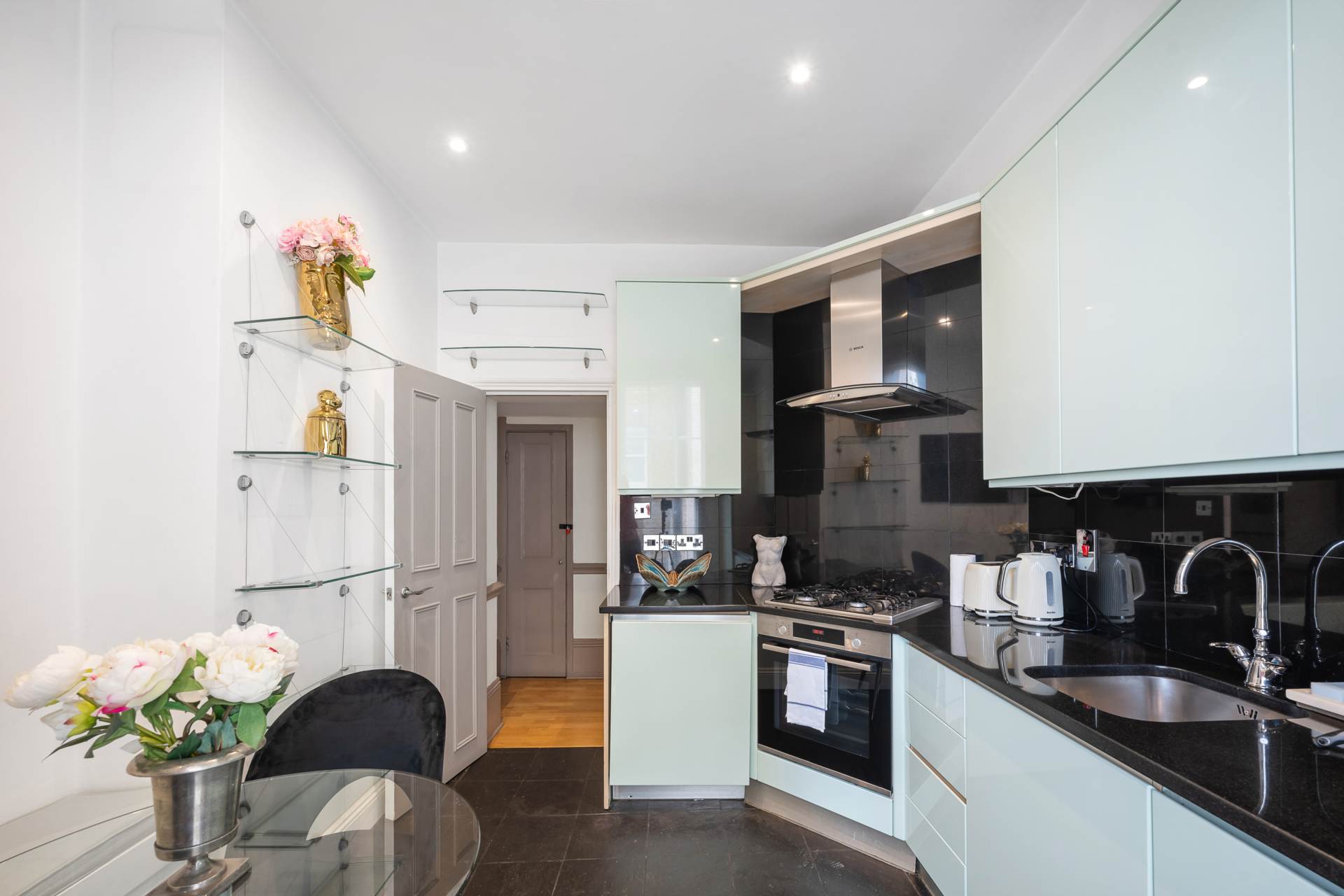 Eaton Terrace, Belgravia SW1, Image 13